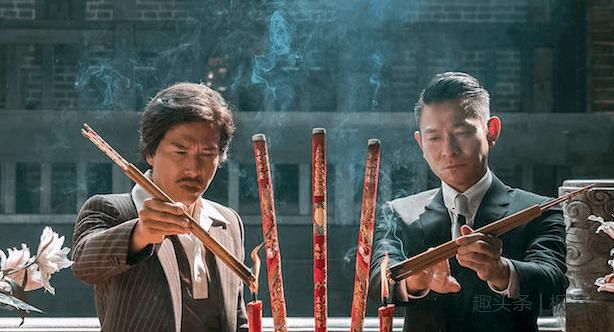 得天独厚的条件,加上好学的精神,早期的王晶很快就在电影圈打出了名堂