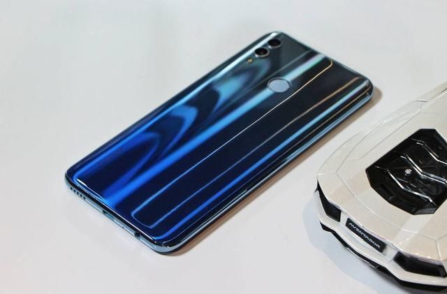 华为两款性价比最高的千元机同时开降,你会选