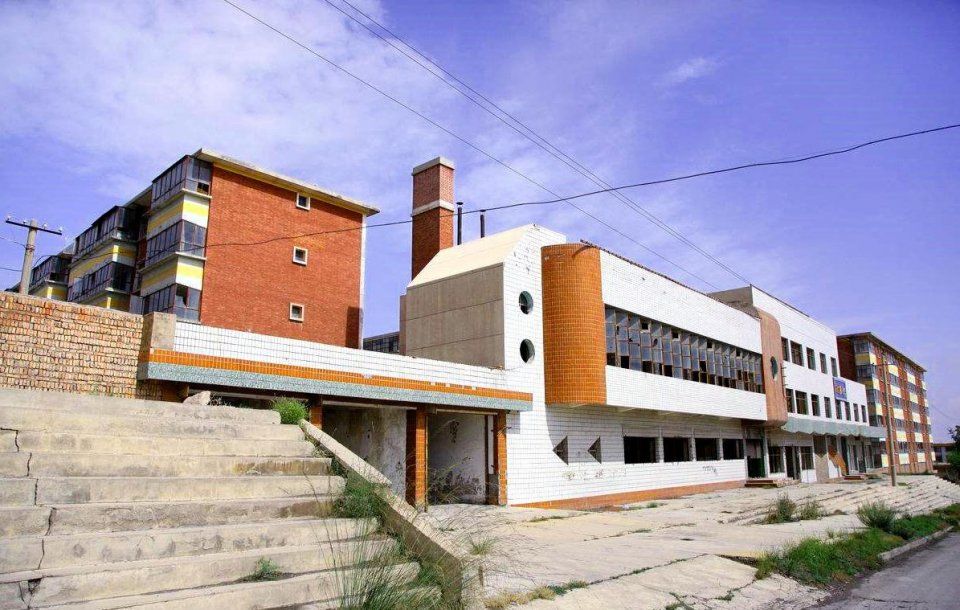 由地级市被降为县级市,甘肃这个小城到底经历