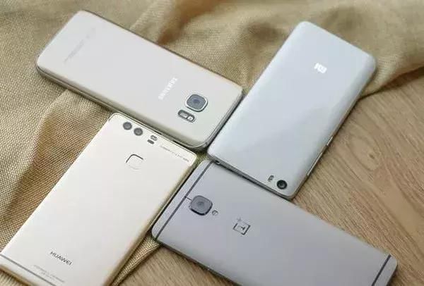 网上买手机和实体店买手机有什么区别?