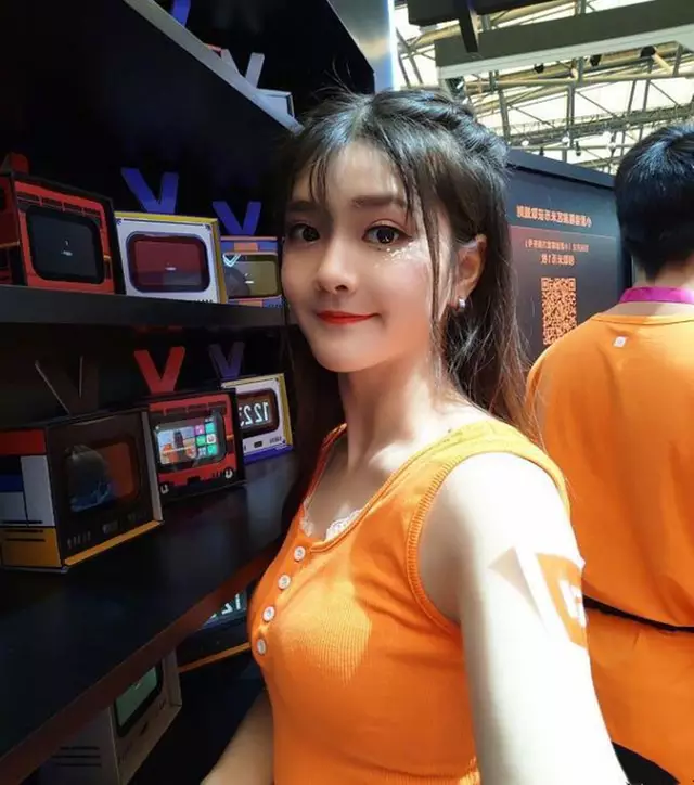 谁是2019ChinaJoy最美的ShowGirl？BOYATV带你靓丽大盘点！(图25)