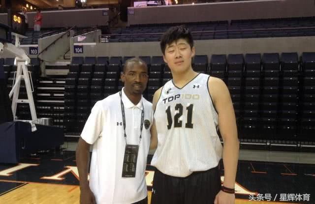 广东青训拥2内线好苗子 222CM中锋将升一队