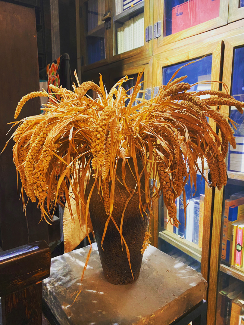 博弈论：到底是该先发制人还是后发制人？