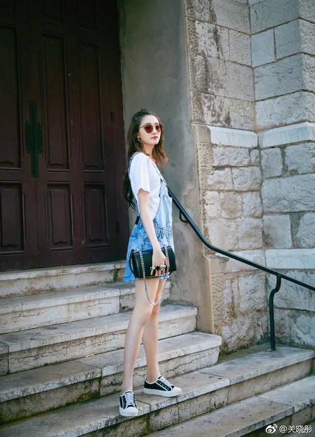 关晓彤缺课请假补拍电影,微博分享作品辟谣留