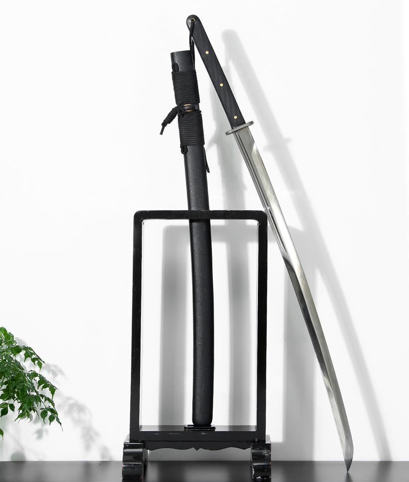 日本武士刀网上经常看到有人说"唐刀是日本刀的祖宗","日本刀是锻造时