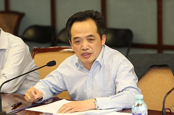 郑富芝出任教育部部长助理,党组成员,兼任教材局局长