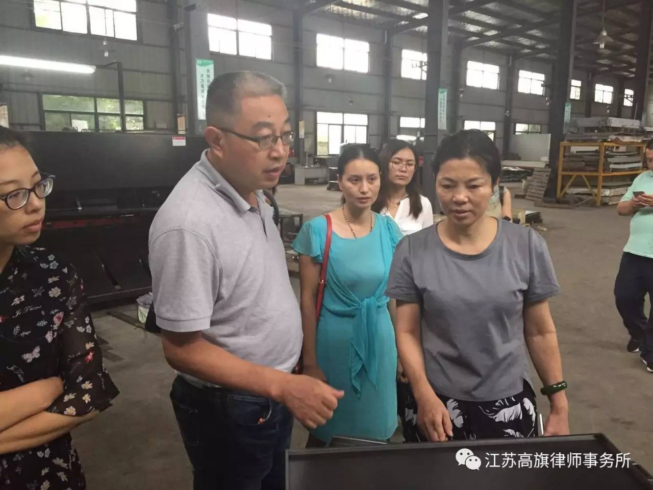 高旗所与你同行--百家企业重点服务行动扬帆起