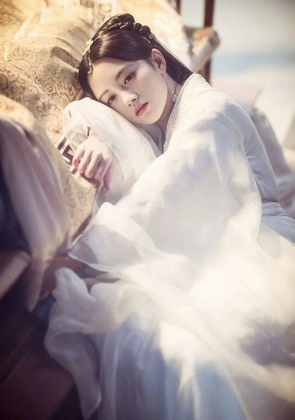 《新白娘子传奇》鞠婧祎演白素贞,新剧照曝光