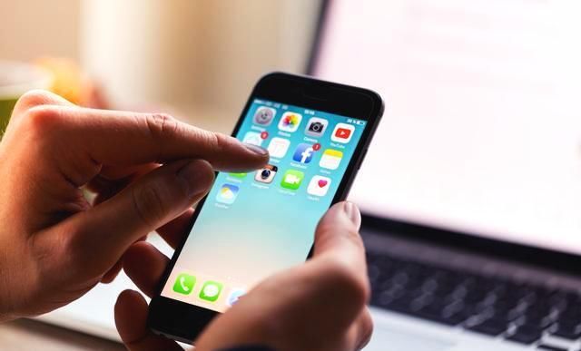 手机越用越卡,其实是微信占用太多内存,只需三