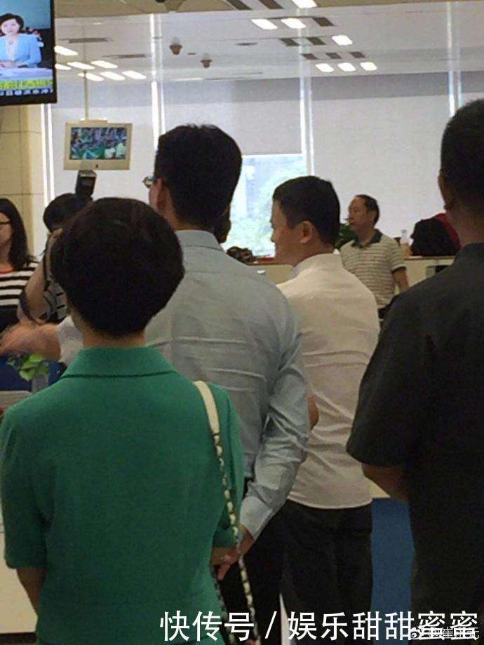 手机2如期上映, 崔永元曝出幕后股东, 马云的背