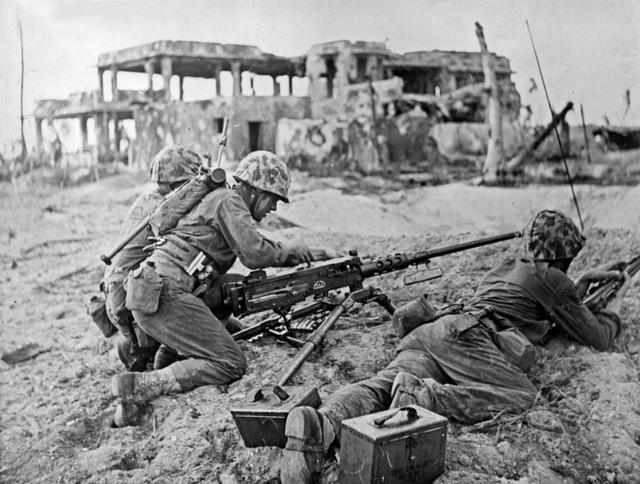 二战此国人口只有2万人,英国误炸其60位国民,