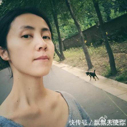 她为黄磊生了三个孩子,自爆婚姻保鲜秘籍引人