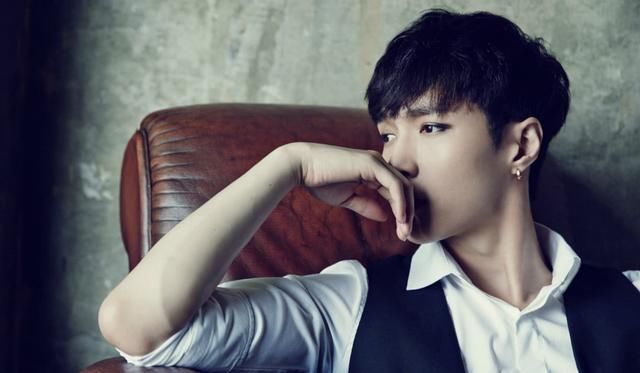 同样参与国民综艺节目,鹿晗演技毫无起色,张艺