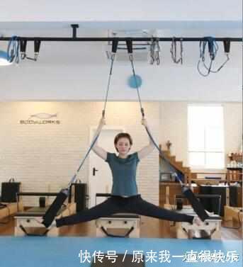 迪丽热巴一字马秀大长腿,赵丽颖的脚怎么了