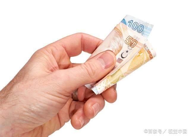 服装设计师_服装设计师的收入(3)