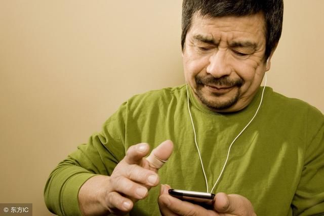 Anker又出黑科技!投影仪见的多了,但它真的很