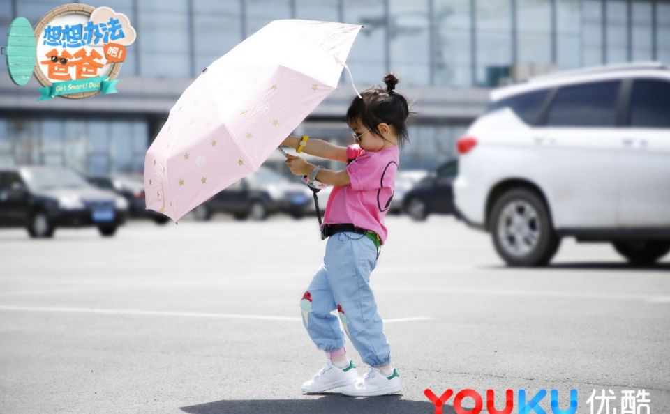 李承铉带女儿上节目,网友讨论最多的居然是未