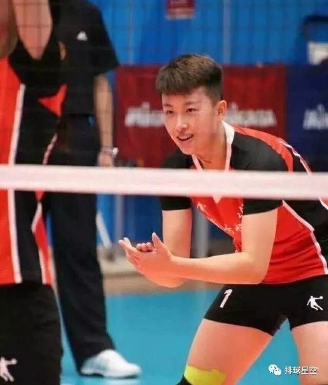 北体大女子排球队主二传、队长孙文静和排球球
