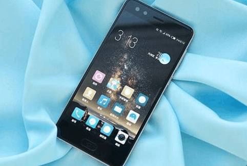 努比亚Z17Minis:5.2寸+6G+四摄,VIVOx20也不