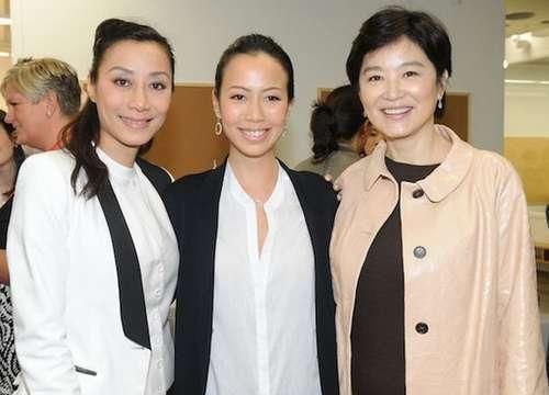 林青霞小女儿长相丑被吐槽,3个女儿都遗传了爸