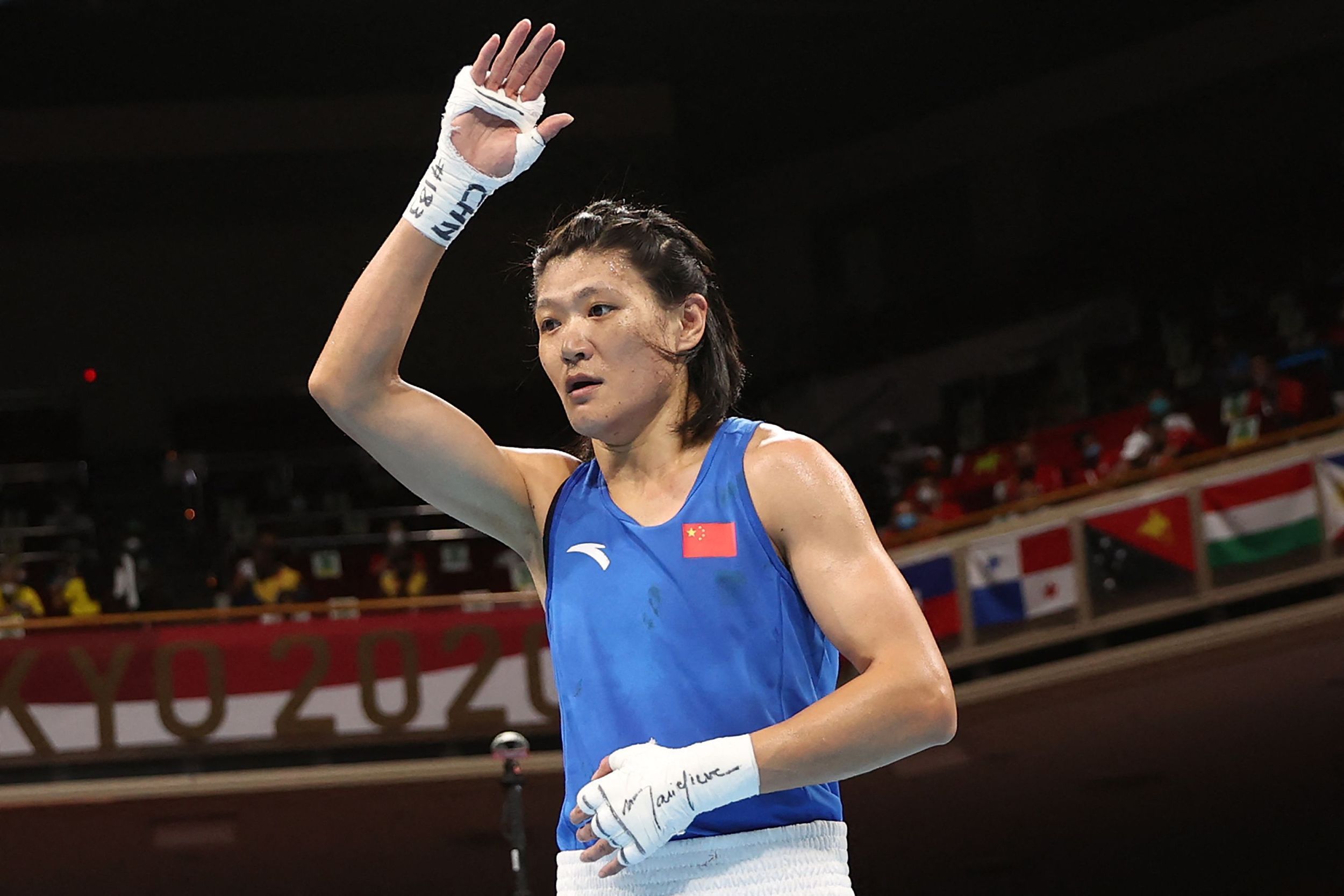 谷红获得东京奥运会拳击女子64-69公斤级银牌