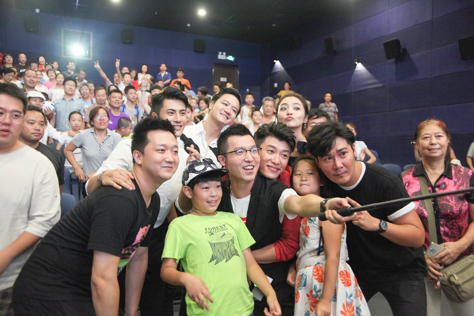 《谁是球王》全国公映 三大看点"笑"战暑期档