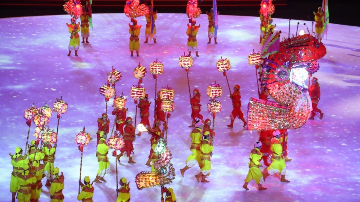 第七届世界军人运动会闭幕式:暖场表演 第七届世界军人运动会闭幕式:暖场表演