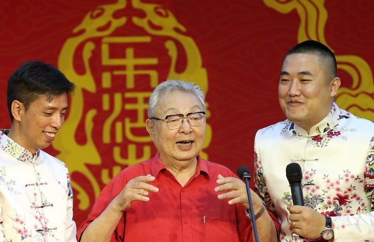 唐杰忠逝世 相声舞台捧哏多年甘当绿叶笑对人生