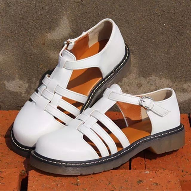 脚宽竟也能穿高圆圆周冬雨的一字带凉鞋,那脚