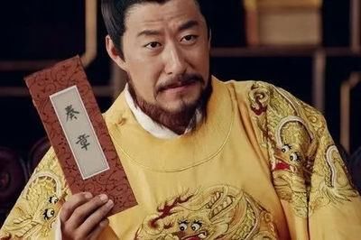 朱元璋问死囚:你姓啥?死囚:姓范,朱元璋:赦免,再