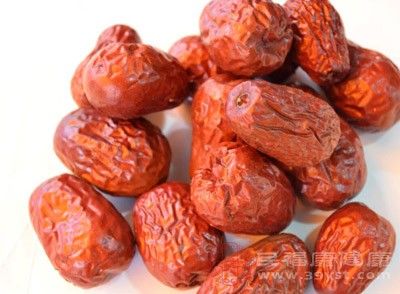 大枣一天吃几个最好 孕妇吃红枣的功效与作用