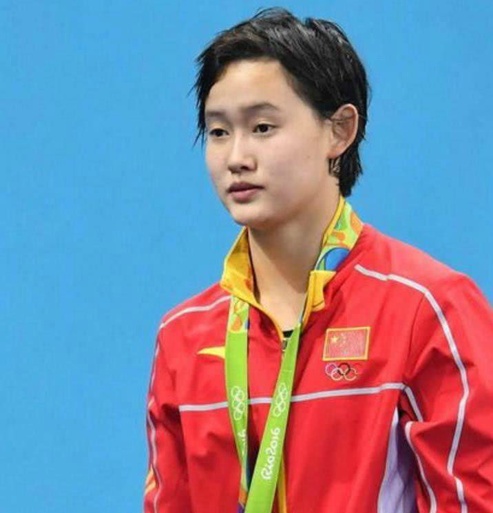 如今的任茜,身高已经接近1.