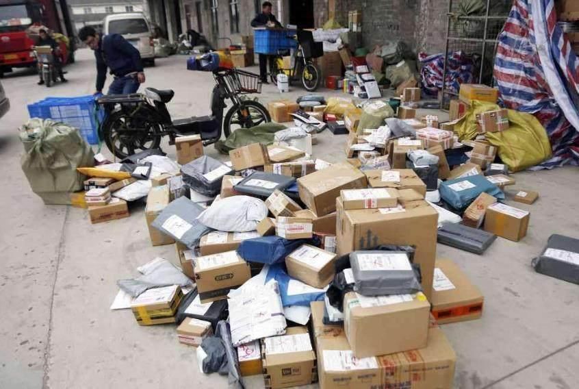 大学生创业承包快递点,赔到破产!公司上级:就凭