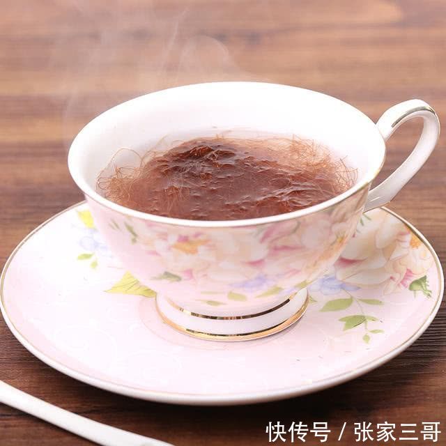 湿气重的人,这4种食物最好别贪吃,不仅加重湿