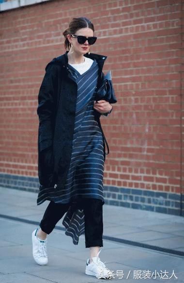 时尚新穿法!裙子和裤子这样混搭,连刘亦菲、范