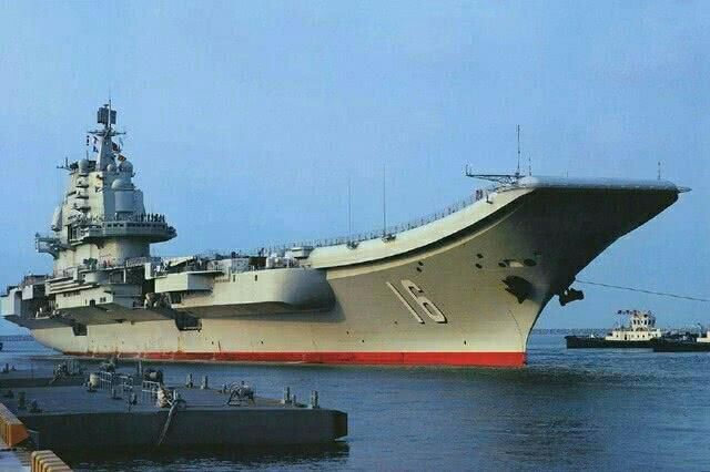 排水量6.7万吨的辽宁舰,加满一次油要花多少钱