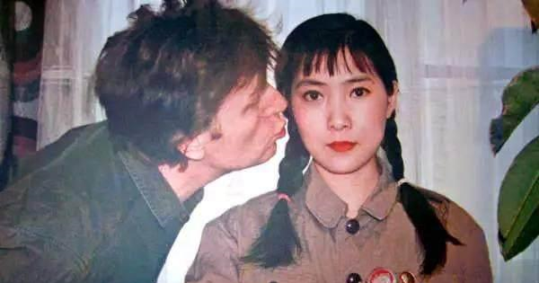 她是第一个嫁给外国人的女演员, 为此和家人闹