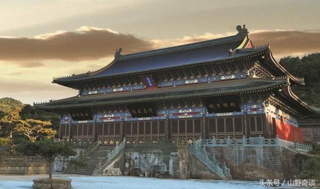 第三件:玉虚宫灯 说封神演义是周和商之间斗争的人肯定是没有将这本书