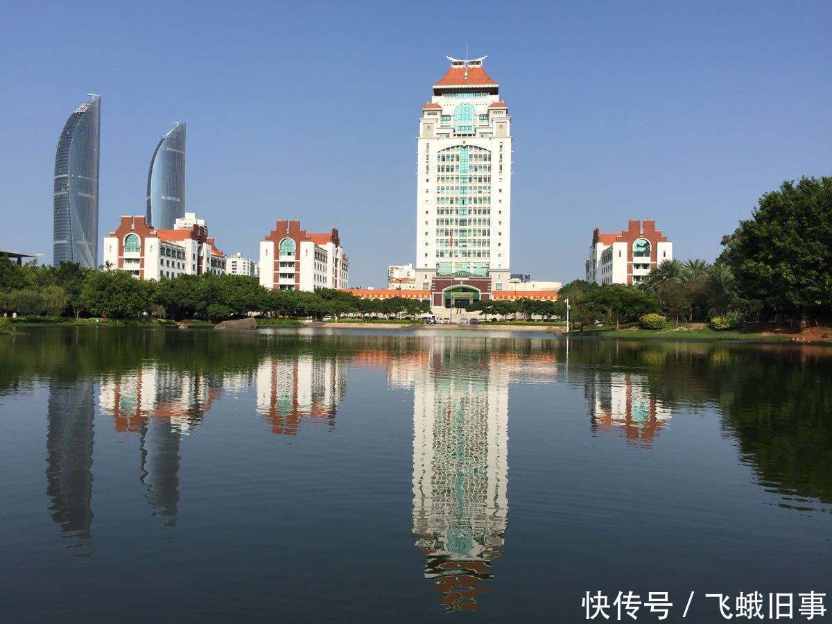 中国唯一一个比省会行政级别高的城市,经常被