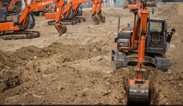 镜头下的蓝翔技校,直击山东蓝翔学校各个专业