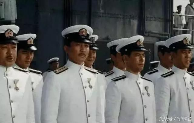 日本海军陆军矛盾有多大?禁止通婚,螺丝都要倒