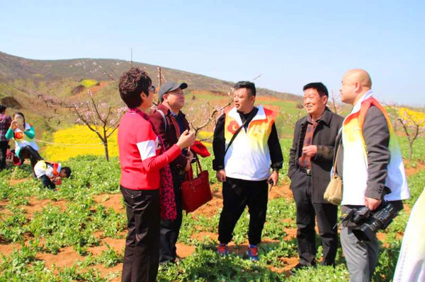 正阳义工爱心杯春游喜荣驻马店市文明办领导关