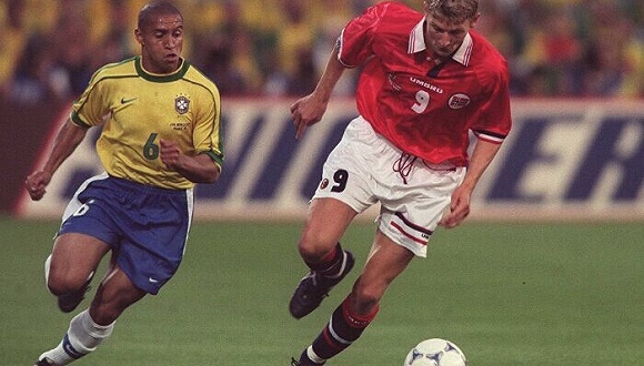 被鱼腩部队圣马力诺进球 挪威足球闹笑话