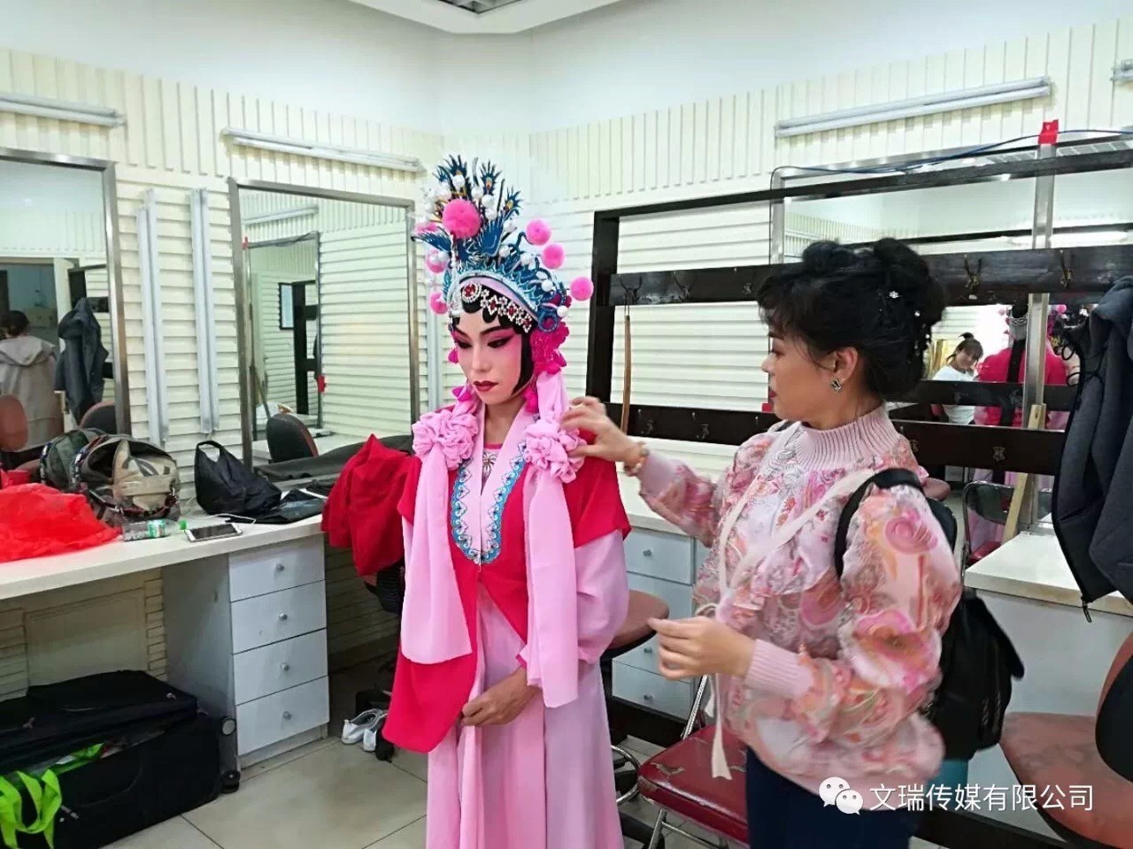 应县耍孩儿中央电视台精彩亮相 一鸣惊人