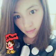 可爱美女主播出门换衣服,忘记关直播