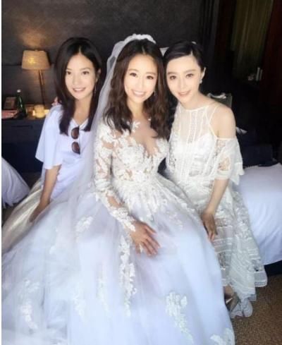 明星结婚份子钱:赵薇随200万给他,却只给林心