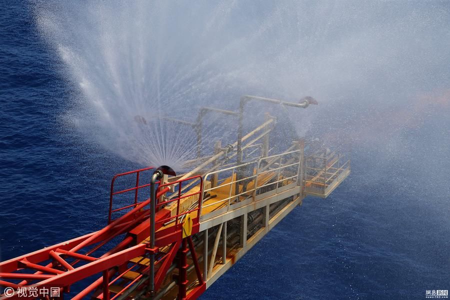 南海可燃冰试采31日 总产量达21万立方米