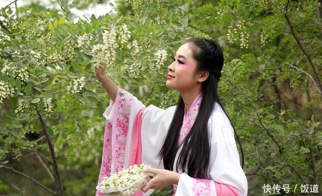 槐花真的能吃吗,吃槐花对身体有什么好处?