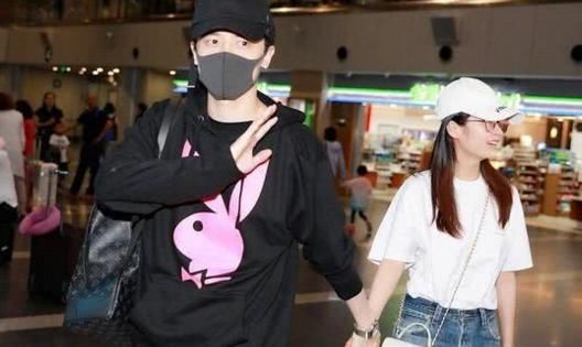 付辛博颖儿赴巴厘岛完婚,15号将以哆啦A梦为