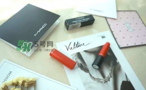 mac魅可立体凝彩唇膏效果图 魅可立体凝彩唇膏上色效果 mac魅可立体凝彩唇膏效果图 魅可立体凝彩唇膏上色效果